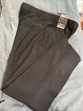Roundtree & Yorke travelSMART Men's Flat Front Dress Pants - Black
